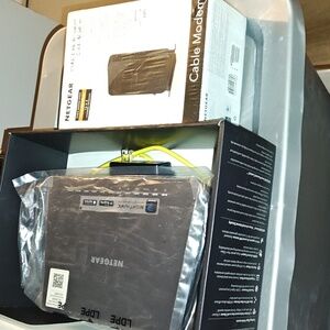Ac2300 router neatgear nighthawk and CM500 cable modem